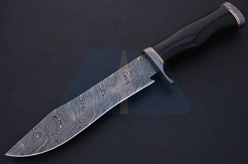 Damascus Bowie knives